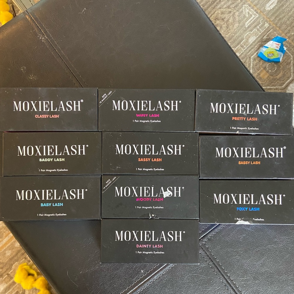 Moxielash lashes.